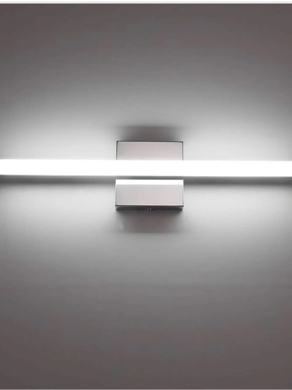 MODERN BATHROOM LIGHT FIXTURE